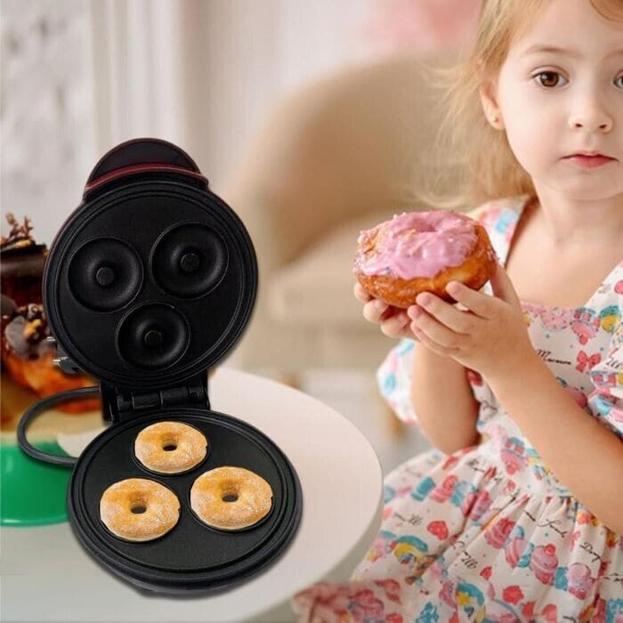 3 Hole Donut Machine, Non Stick Coated Doughnut Machine, 220V Mini Donut Makers For Children Kid, Household Electric Donut Maker, Electric Frying Pan Biscuit Hot Cake Maker 3 Hole Donut Machine, Non Stick Coated Doughnut Machine, 220V Mini Donut Makers For Children Kid, Household Electric Donut Maker, Electric Frying Pan Biscuit Hot Cake Maker